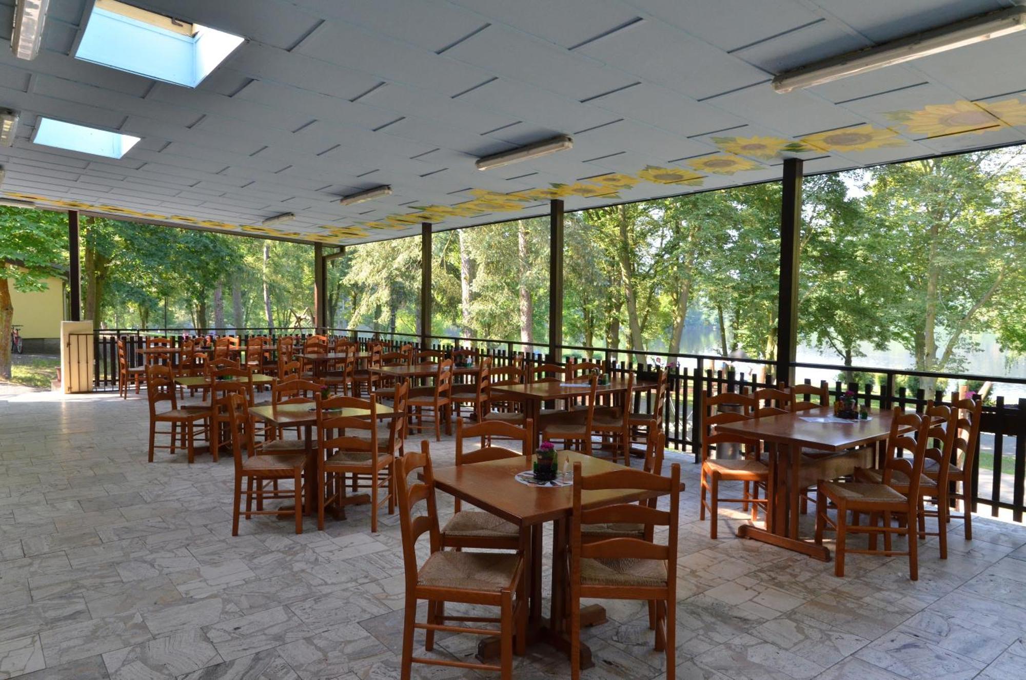 Resort Beach Nova Zivohost Křečovice Екстериор снимка